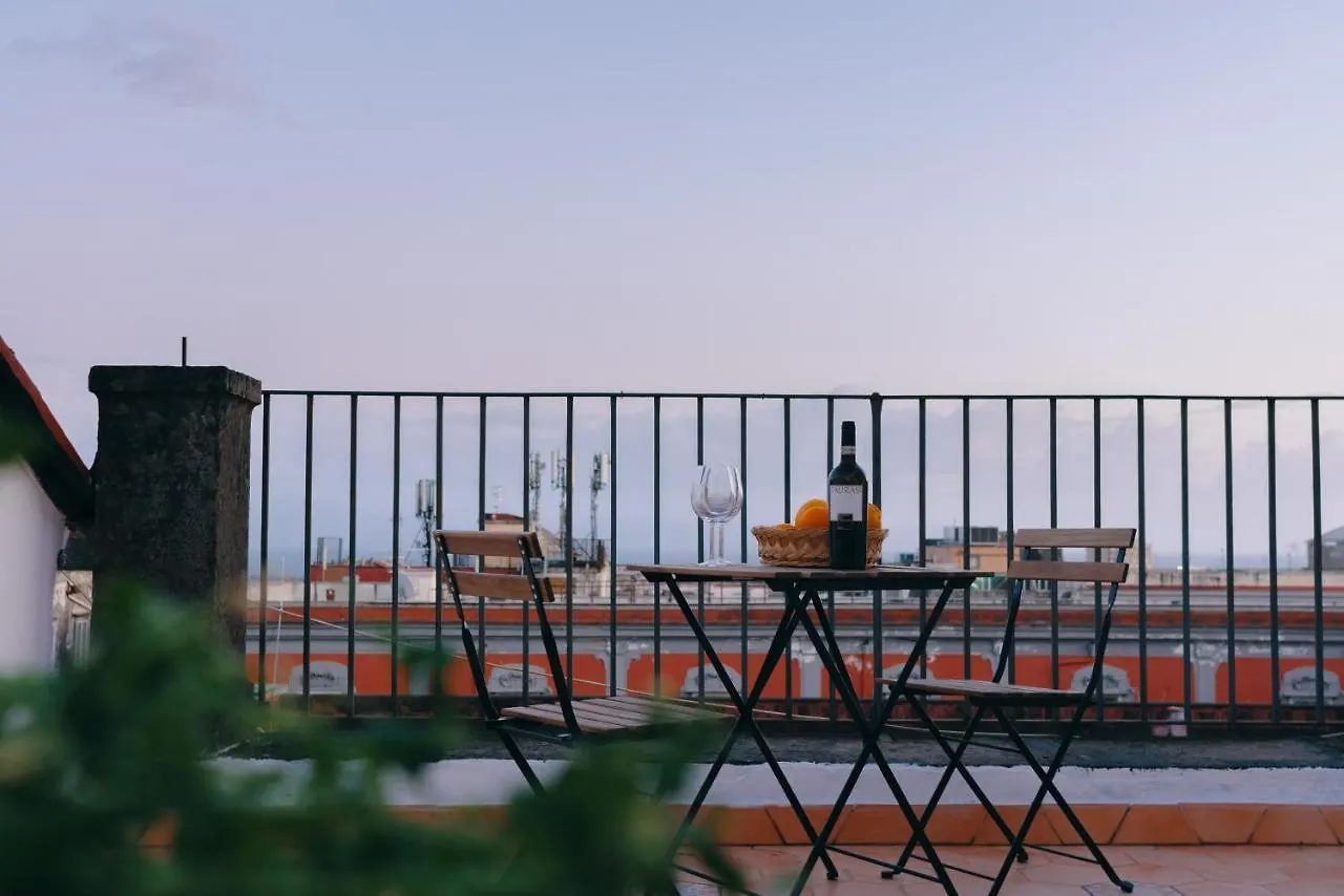 Janare - Rooms & Terrace Naples Bed & Breakfast