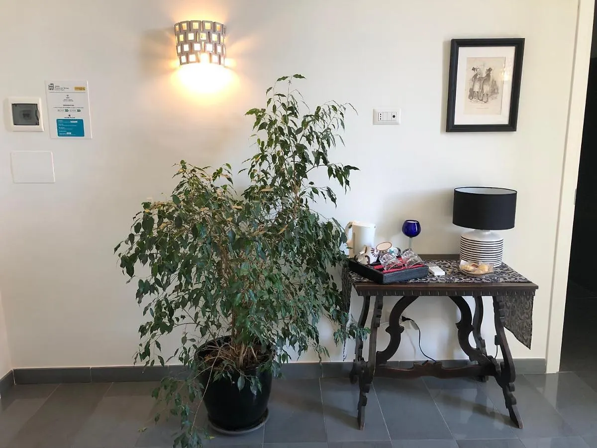 Janare - Rooms & Terrace Naples 0*,